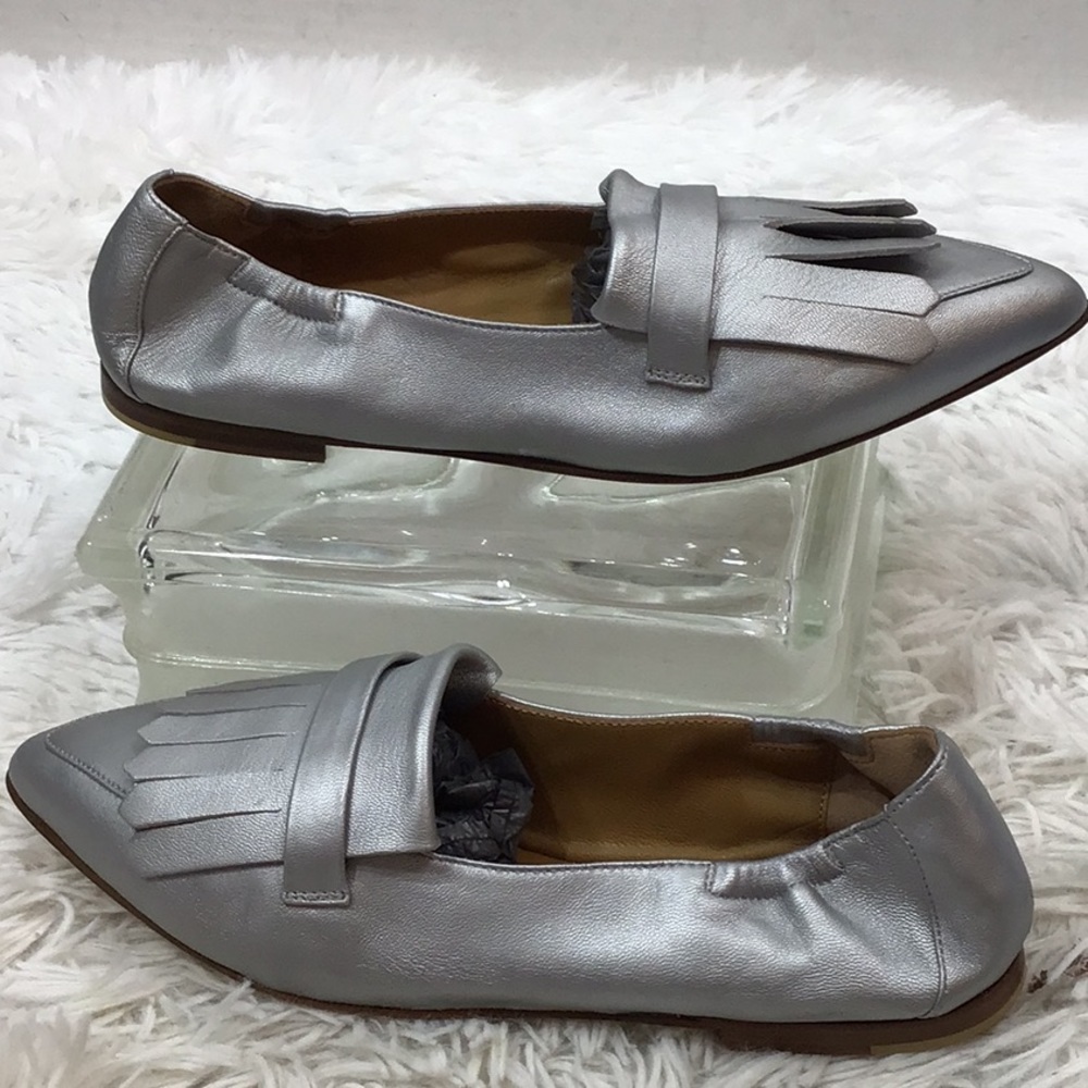 Pomme D’or silver butter soft kiltie loafer 37 NWT - Picture 4 of 11